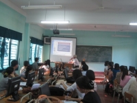 Trường THCS Kim Đồng tập huấn ƯDCNTT trong dạy học tích cực